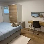 アパート Ruhig Und Zentral Zwischen Koeln Und Duesseldorf ,nahe Schloss Dyck