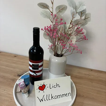 Ruhig Und Zentral Zwischen Koeln Und Duesseldorf ,nahe Schloss Dyck Apartmán