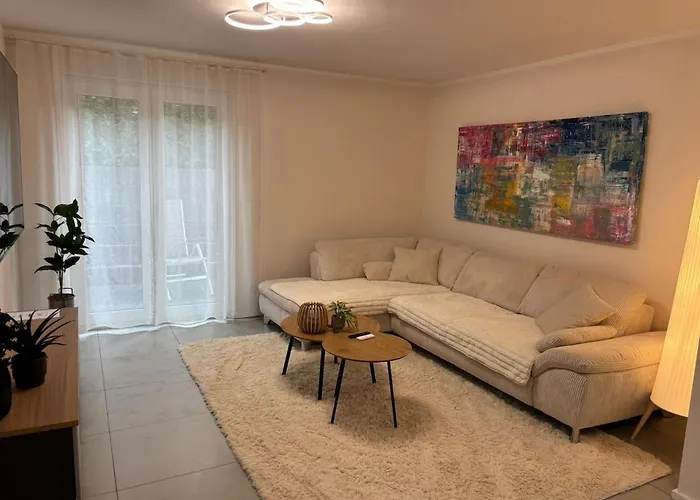 Ruhig Und Zentral Zwischen Koeln Und Duesseldorf ,nahe Schloss Dyck